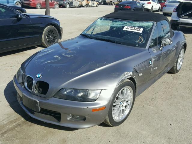 WBACN53401LL49182 - 2001 BMW Z3 3.0 GRAY photo 2