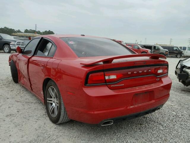 2C3CDXCT2DH563198 - 2013 DODGE CHARGER R/ RED photo 3