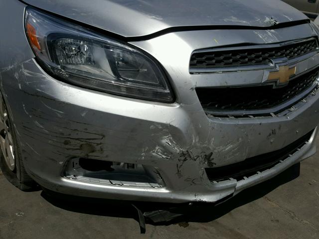 1G11A5SA5DF316865 - 2013 CHEVROLET MALIBU LS 银色 照片 9