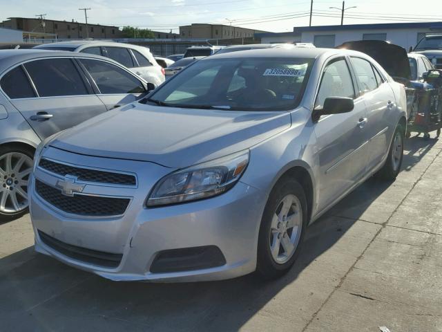 1G11B5SA3DF134336 - 2013 CHEVROLET MALIBU LS ვერცხლისფერი ფოტო 2