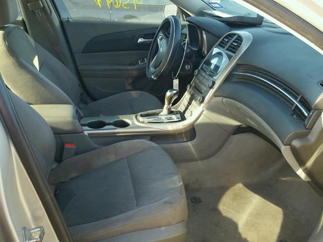 1G11B5SA3DF134336 - 2013 CHEVROLET MALIBU LS ვერცხლისფერი ფოტო 5