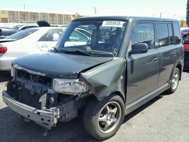 JTLKT324540145515 - 2004 TOYOTA SCION XB GREEN photo 2
