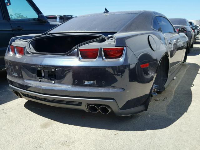 2G1FL1EP7D9804748 - 2013 CHEVROLET CAMARO ZL1 蓝色 照片 4