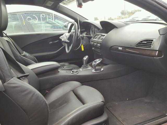 WBAEB53518CX62636 - 2008 BMW 650 I შავი ფოტო 5