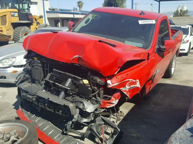 3C6JR6CT6JG171293 - 2018 RAM 1500 SPORT RED photo 2