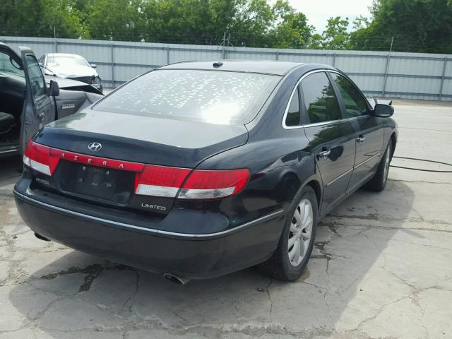 KMHFC46F27A213472 - 2007 HYUNDAI AZERA SE BLACK photo 4