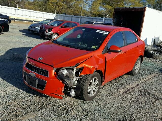 1G1JB5SH1C4209901 - 2012 CHEVROLET SONIC LS 红色 照片 2