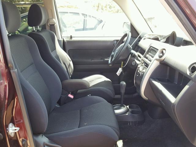 JTLKT324164051322 - 2006 TOYOTA SCION XB MAROON photo 5