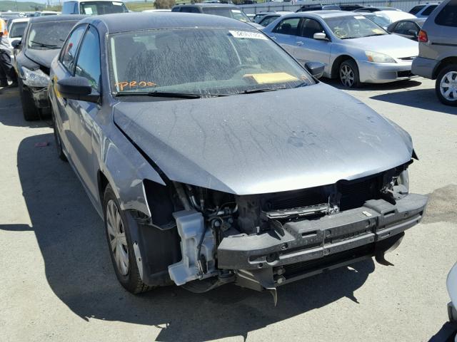 3VW2K7AJ4DM263935 - 2013 VOLKSWAGEN JETTA BASE 灰色 照片 1