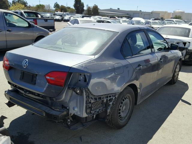 3VW2K7AJ4DM263935 - 2013 VOLKSWAGEN JETTA BASE 灰色 照片 4