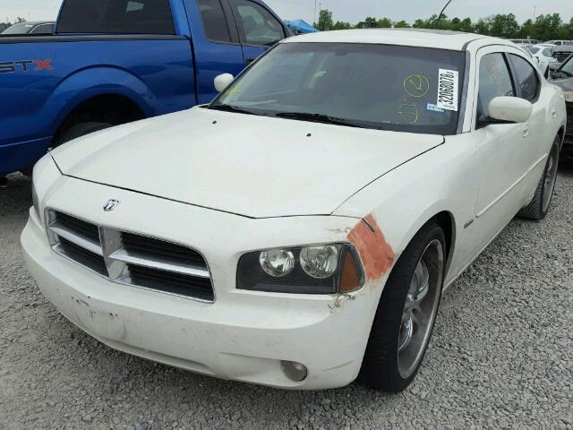 2B3KA53H08H205735 - 2008 DODGE CHARGER R/ WHITE photo 2