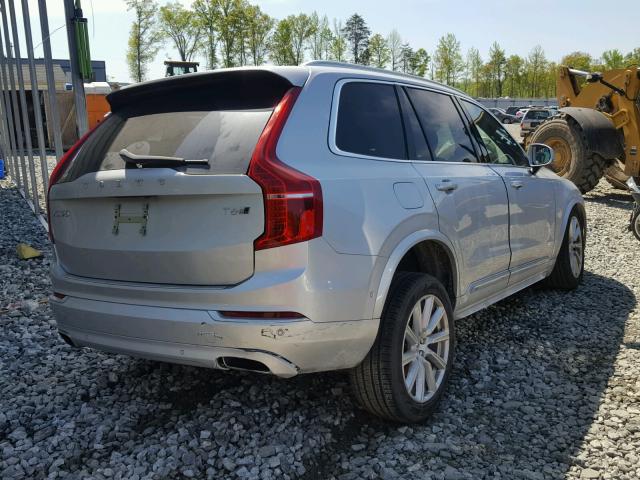 YV4A22PL5H1156791 - 2017 VOLVO XC90 T6 SILVER photo 4