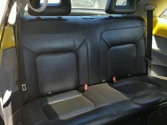 3VWCP21C82M442941 - 2002 VOLKSWAGEN NEW BEETLE 黄色 照片 6