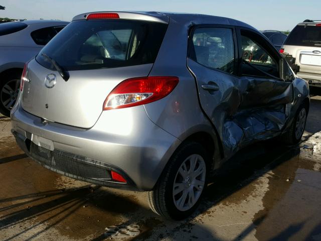 JM1DE1KYXC0144171 - 2012 MAZDA MAZDA2 SILVER photo 4