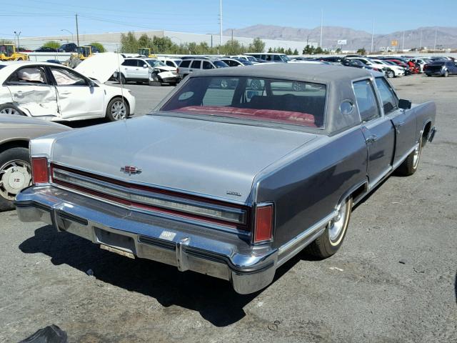9Y82S718381 - 1979 LINCOLN TOWN CAR GRAY photo 4