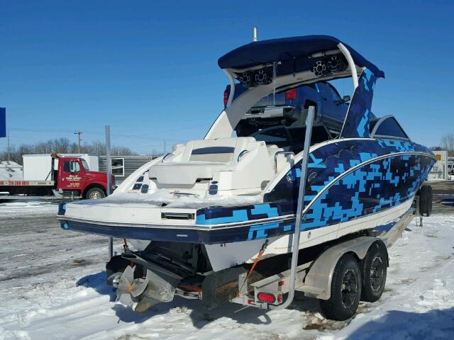 FGBH0196B313 - 2013 BOAT MARINE/TRL BLUE photo 4