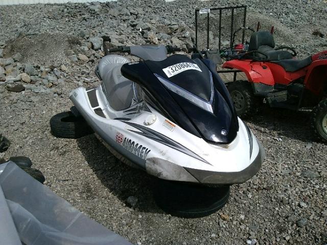 YAMA2138L708 - 2008 YAMAHA JETSKI WHITE photo 1