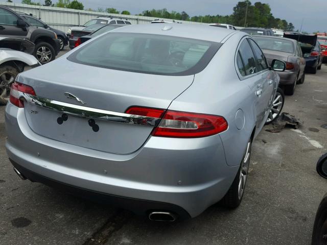 SAJWA0GBXALR59129 - 2010 JAGUAR XF PREMIUM SILVER photo 4