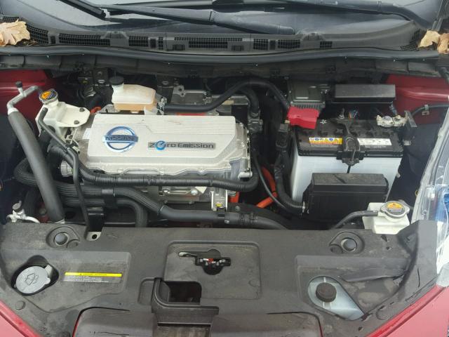 JN1AZ0CP0BT001172 - 2011 NISSAN LEAF SV RED photo 7