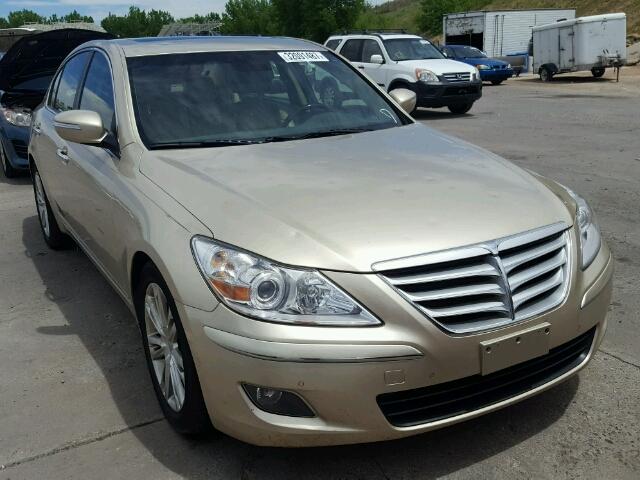 KMHGC46F79U048928 - 2009 HYUNDAI GENESIS 4. GOLD photo 1