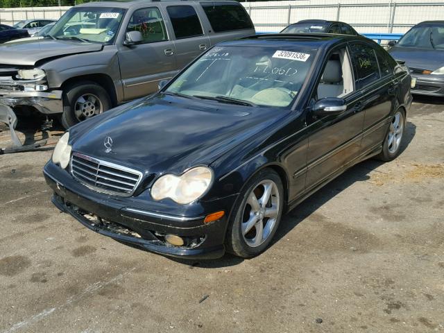 WDBRF52H26E019407 - 2006 MERCEDES-BENZ C GENERATI BLACK photo 2