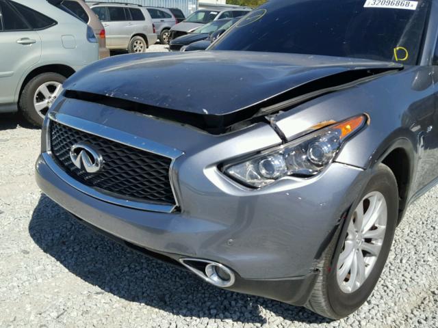 JN8CS1MW9HM413183 - 2017 INFINITI QX70 GRAY photo 9