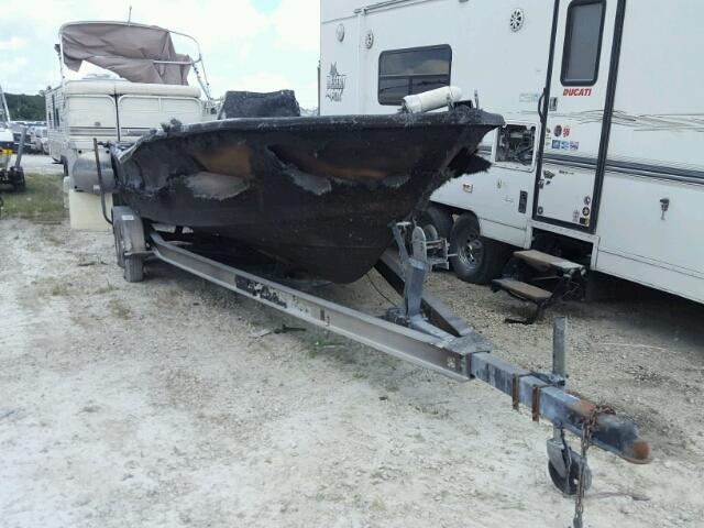 PNS24264F414 - 2014 BOAT TRAILER BURN photo 1