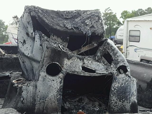 PNS24264F414 - 2014 BOAT TRAILER BURN photo 8