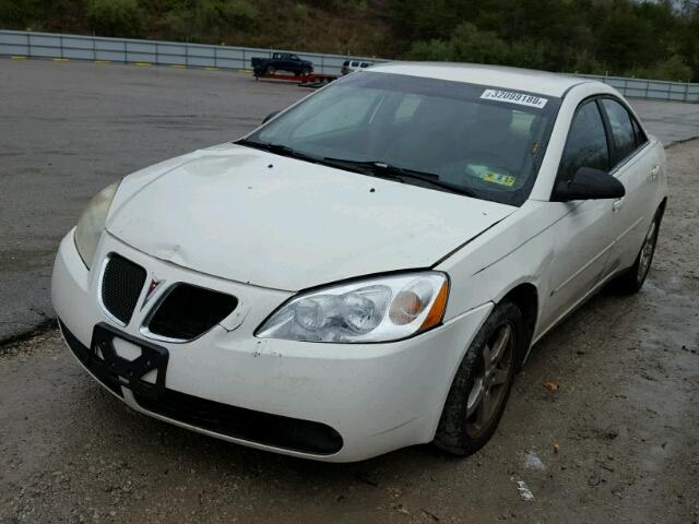 1G2ZG58N574212240 - 2007 PONTIAC G6 BASE WHITE photo 2