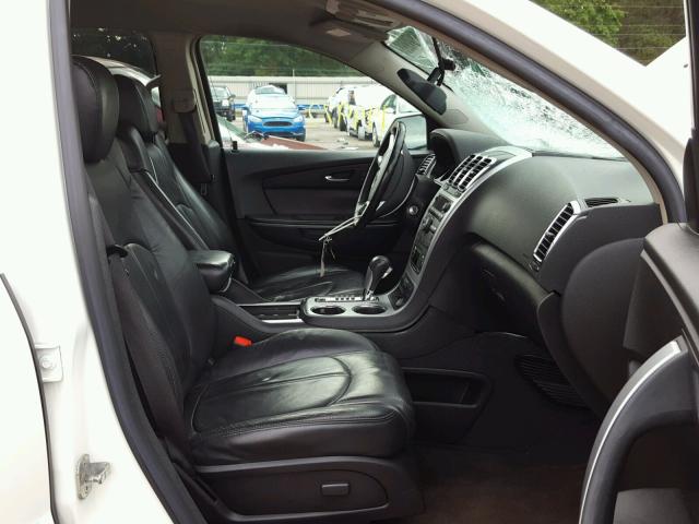 1GKER23748J226908 - 2008 GMC ACADIA SLT თეთრი ფოტო 5