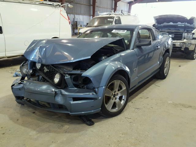 1ZVFT82H165255039 - 2006 FORD MUSTANG GT BLUE photo 2