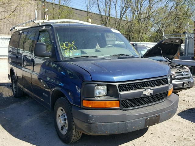 1GCGG25V131221891 - 2003 CHEVROLET EXPRESS G2 BLUE photo 1