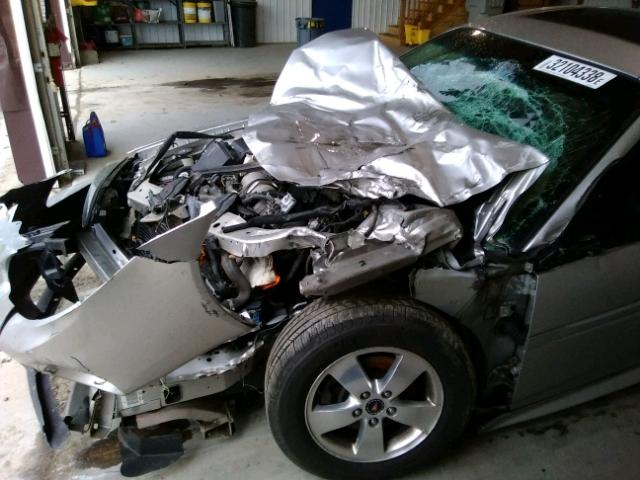 2G2WP582961205455 - 2006 PONTIAC GRAND PRIX SILVER photo 10