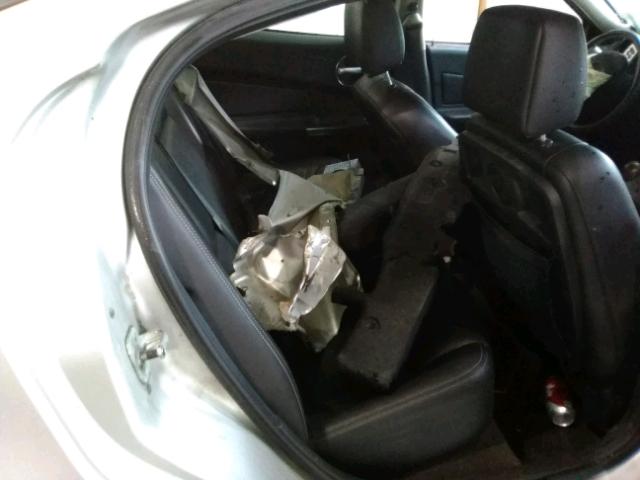 2G2WP582961205455 - 2006 PONTIAC GRAND PRIX SILVER photo 6