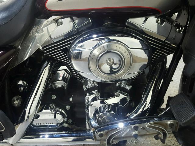 1HD1FC4187Y600623 - 2007 HARLEY-DAVIDSON FLHTCUI SILVER photo 12