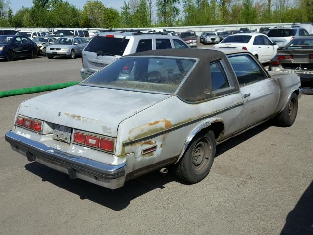 1Y27U7L121766 - 1977 CHEVROLET NOVA SILVER photo 4