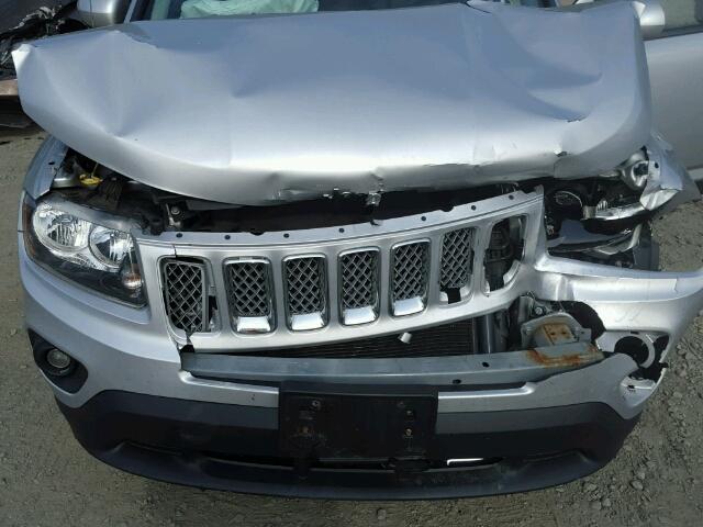 1C4NJDEB7ED500676 - 2014 JEEP COMPASS LA SILVER photo 7