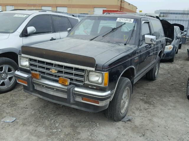 1G8CT18B2E0114552 - 1984 CHEVROLET BLAZER S10 BLACK photo 2