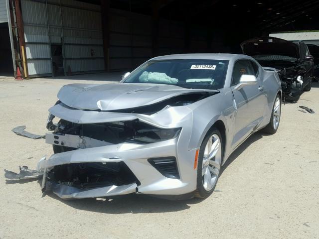 1G1FH1R72H0106575 - 2017 CHEVROLET CAMARO SS Plata foto 2