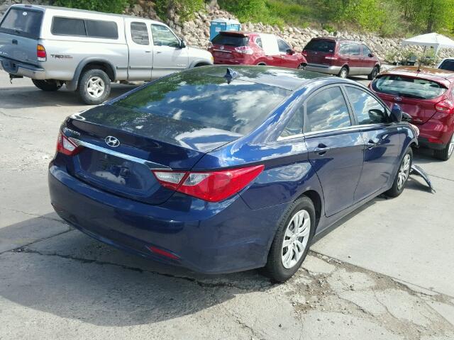 5NPEB4ACXBH050944 - 2011 HYUNDAI SONATA BLUE photo 4