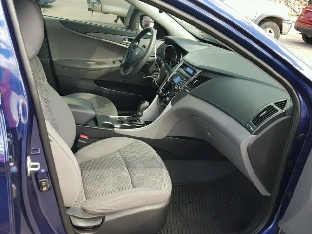 5NPEB4ACXBH050944 - 2011 HYUNDAI SONATA BLUE photo 5