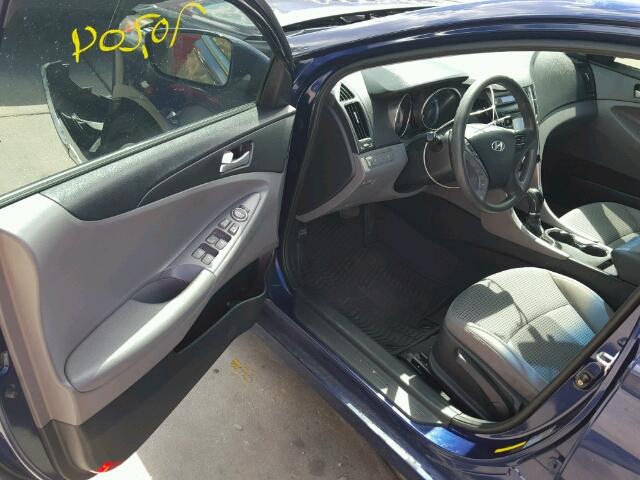 5NPEB4ACXBH050944 - 2011 HYUNDAI SONATA BLUE photo 9