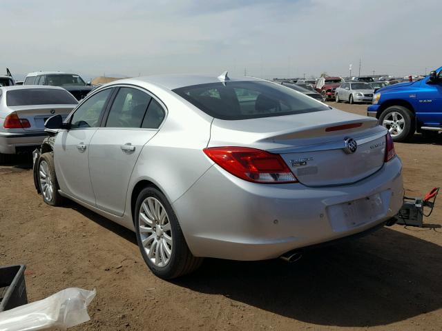 W04GX5GV4B1101350 - 2011 BUICK REGAL CXL SILVER photo 3