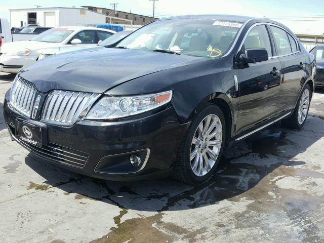 1LNHL9DR1BG613709 - 2011 LINCOLN MKS BLACK photo 2