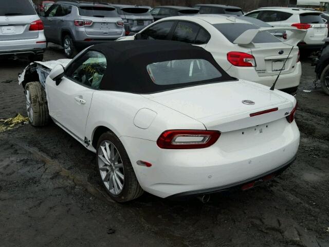 JC1NFAEK4H0107615 - 2017 FIAT 124 SPIDER WHITE photo 3