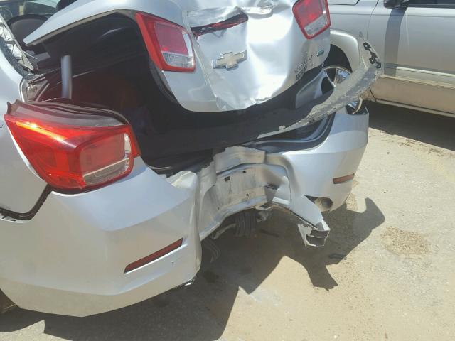 1G11D5SR1DF140782 - 2013 CHEVROLET MALIBU 1LT 银色 照片 9
