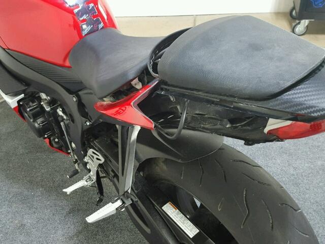 JS1GN7FA5D2101483 - 2013 SUZUKI GSX-R600 RED photo 14