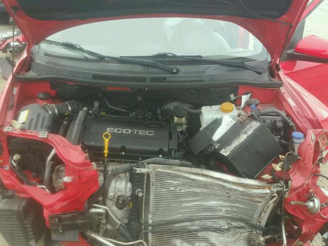 KL1TD5DE1AB100075 - 2010 CHEVROLET AVEO LS RED photo 7