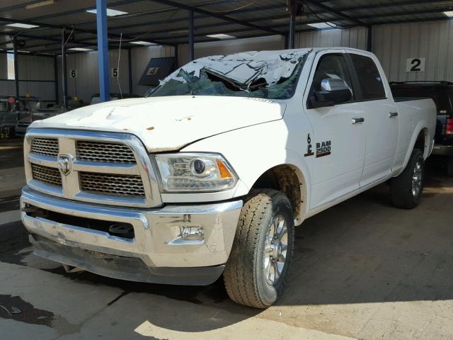 3C6UR5FL6HG759465 - 2017 RAM 2500 LARAM WHITE photo 2