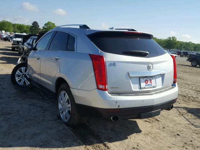 3GYFNAEY8BS602229 - 2011 CADILLAC SRX LUXURY SILVER photo 3